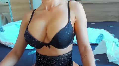 jesssica online show from 16, 1, 2025