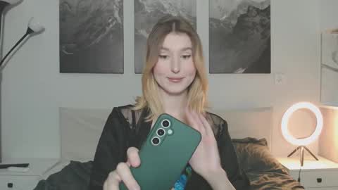 Snapshot of jessstonem chatting on 22, 10, 2025 jessstonem online show from 22, 10, 2025