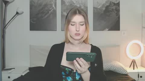 Snapshot of jessstonem chatting on 28, 10, 2025 jessstonem online show from 28, 10, 2025