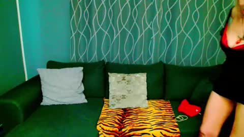 Snapshot of jessy_curt chatting on 24, 2, 2026 jessy curt online show from 24, 2, 2026