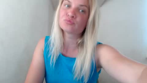 Snapshot of jessyangels chatting on 21, 6, 2026 jessyangels online show from 21, 6, 2026