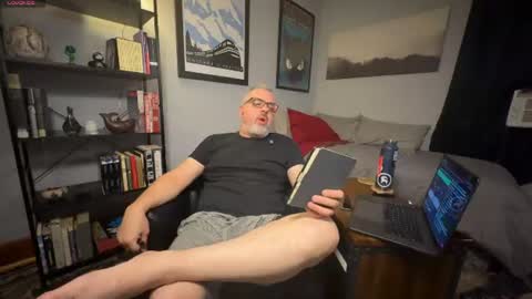 Snapshot of jet_set_cigarette chatting on 31, 7, 2026 Jet online show from 31, 7, 2026