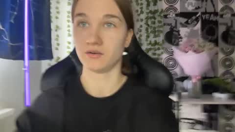 Helgi online show from 12, 3, 2026