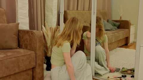 Snapshot of jewellhogan chatting on 9, 1, 2026 Gwen online show from 9, 1, 2026