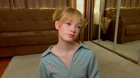 Snapshot of jewellhogan chatting on 16, 1, 2026 Gwen online show from 16, 1, 2026