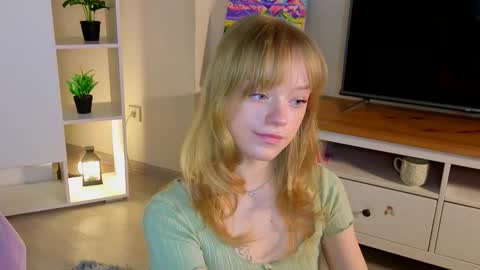 Snapshot of jewellhogan chatting on 25, 2, 2026 Gwen online show from 25, 2, 2026