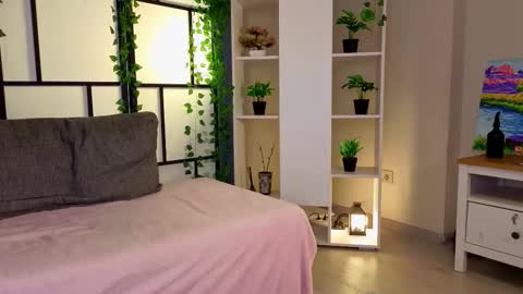 Snapshot of jewellhogan chatting on 4, 3, 2026 Gwen online show from 4, 3, 2026