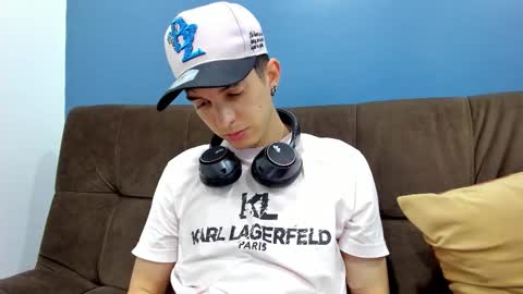 Jheampiero online show from 3, 2, 2026