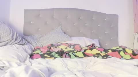 jhoanatrans22 online show from 19, 12, 2024