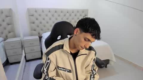 jhoanleandro online show from 7, 1, 2026