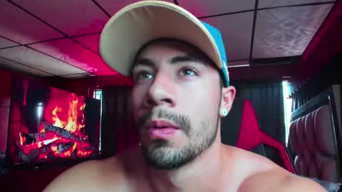 Snapshot of jhojansthetics chatting on 15, 2, 2025 Jhojan Strong online show from 15, 2, 2025