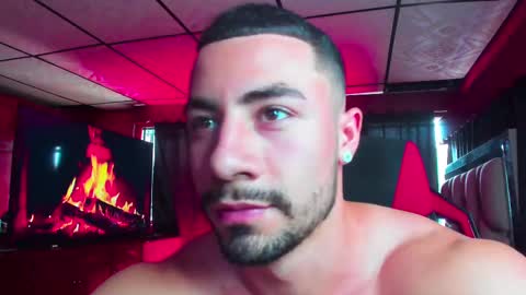 Snapshot of jhojansthetics chatting on 21, 2, 2025 Jhojan Strong online show from 21, 2, 2025