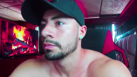 Snapshot of jhojansthetics chatting on 24, 2, 2025 Jhojan Strong online show from 24, 2, 2025