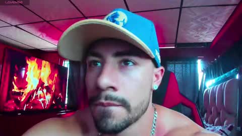 Snapshot of jhojansthetics chatting on 3, 3, 2025 Jhojan Strong online show from 3, 3, 2025