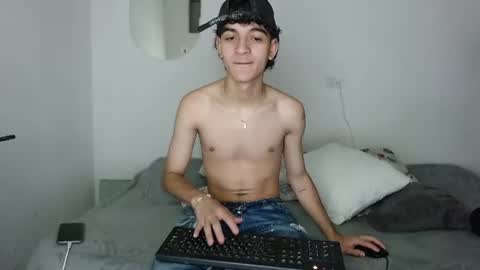 Snapshot of jhonay__cute chatting on 11, 7, 2026 jhonay__cute online show from 11, 7, 2026