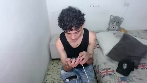 Snapshot of jhonay__cute chatting on 8, 8, 2026 jhonay__cute online show from 8, 8, 2026