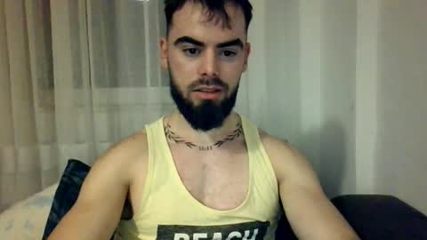 Here are Jhon and Tomy online show from 25, 10, 2025