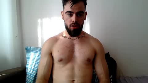 Here are Jhon and Tomy online show from 29, 10, 2025