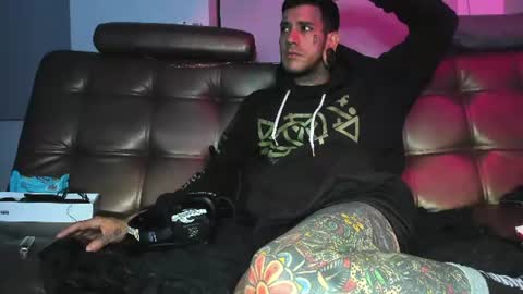 jhonny_ackerman online show from 5, 7, 2026