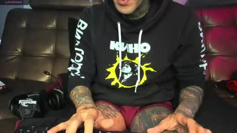 jhonny_ackerman online show from 21, 7, 2026