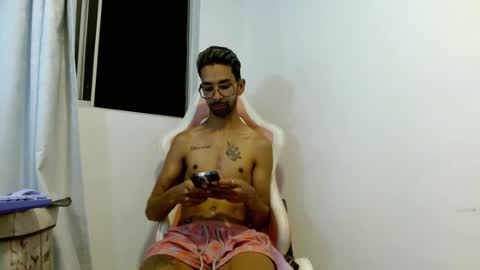 jhonsonvlatino online show from 30, 6, 2026