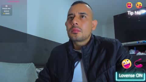 Jhony Alzate online show from 3, 2, 2025