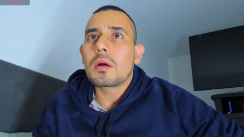 Jhony Alzate online show from 1, 3, 2025