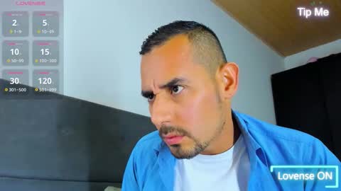 Jhony Alzate online show from 7, 10, 2025