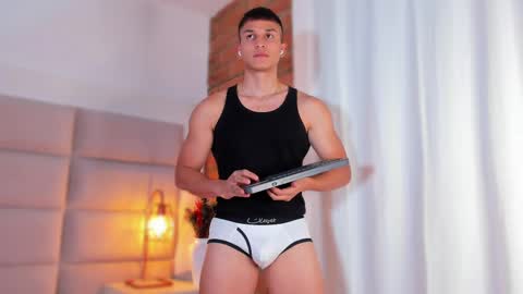 Jhosua Hunt online show from 10, 3, 2025