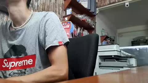 Jhosuamoore  online show from 7, 11, 2025