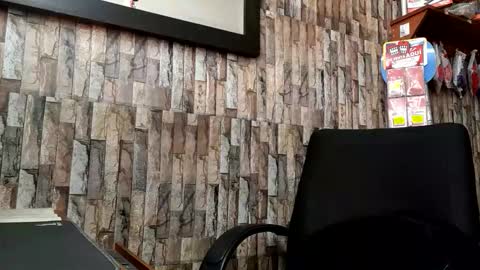 Jhosuamoore  online show from 29, 11, 2025