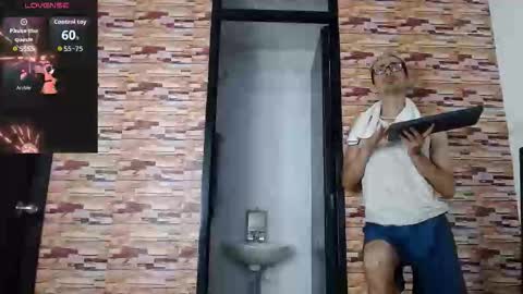 Snapshot of jhosuamoore2 chatting on 4, 11, 2025 jhosuamoore2 online show from 4, 11, 2025