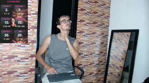 Snapshot of jhosuamoore2 chatting on 6, 11, 2025 jhosuamoore2 online show from 6, 11, 2025