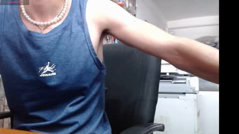 Snapshot of jhosuamoore2 chatting on 22, 11, 2025 jhosuamoore2 online show from 22, 11, 2025