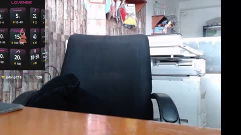 Snapshot of jhosuamoore2 chatting on 13, 12, 2025 jhosuamoore2 online show from 13, 12, 2025