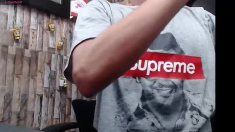 Snapshot of jhosuamoore2 chatting on 15, 12, 2025 jhosuamoore2 online show from 15, 12, 2025