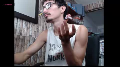 Snapshot of jhosuamoore2 chatting on 4, 7, 2026 jhosuamoore2 online show from 4, 7, 2026