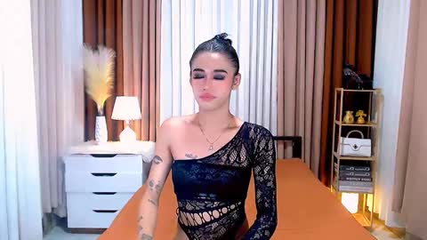 Snapshot of jhulianagrey chatting on 10, 1, 2025 julie online show from 10, 1, 2025