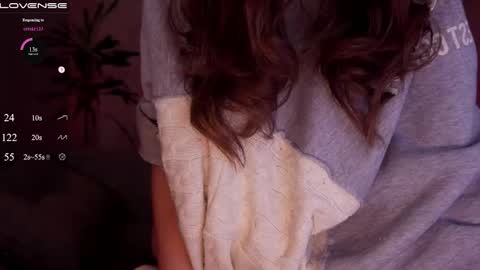 jia_lisaa online show from 12, 11, 2025