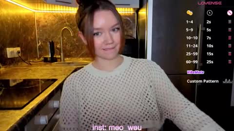 Snapshot of jiaalisaa chatting on 18, 11, 2025 Lisa I would really appreciate it if you could help me achieve 88 thumbs up favorite patterns 38457588 online show from 18, 11, 2025