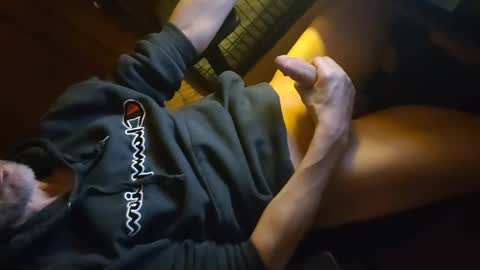 jimengolez online show from 8, 1, 2025