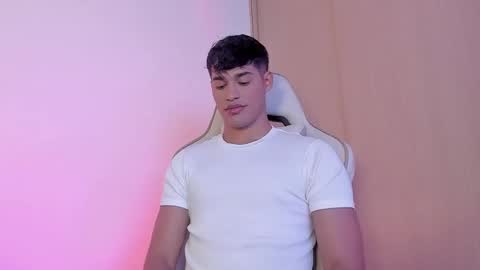 Jimmy Leeh online show from 6, 12, 2024