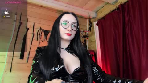 Jinhee Noir online show from 2, 3, 2026