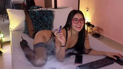 Snapshot of jinxve chatting on 25, 10, 2025 Jinx Vi online show from 25, 10, 2025