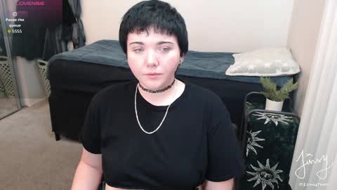 Snapshot of jinxyfawn chatting on 17, 5, 2026 jinxyfawn online show from 17, 5, 2026