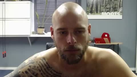 Snapshot of jjameson41 chatting on 1, 1, 2025 JamesJan van Rebel online show from 1, 1, 2025