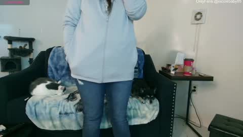 Nicole  Allen online show from 24, 12, 2024