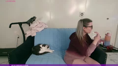 Nicole  Allen online show from 24, 1, 2025