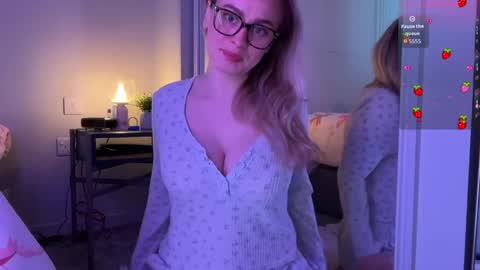 Juliette Rose online show from 7, 5, 2026