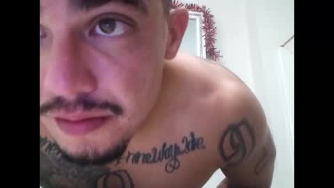 Snapshot of jmartel92 chatting on 21, 12, 2025 jmartel92 online show from 21, 12, 2025